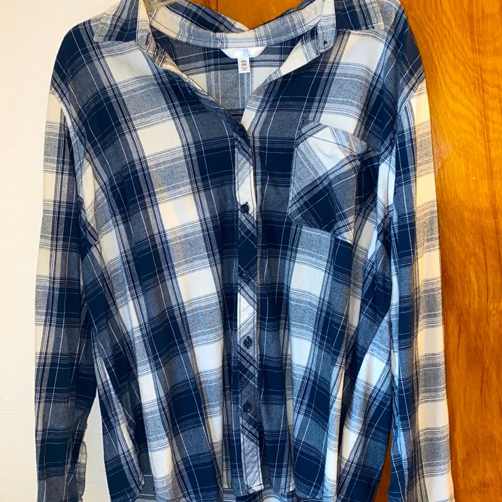 Loose-Fit Flannel